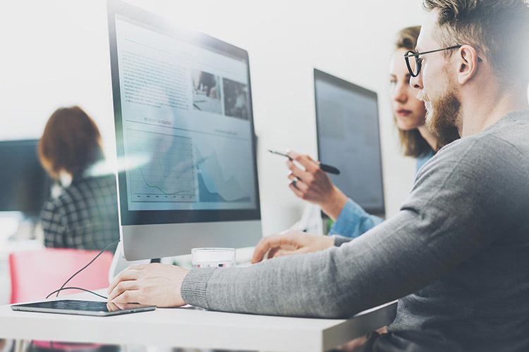 پشتیبانی و خدمات مشتریان