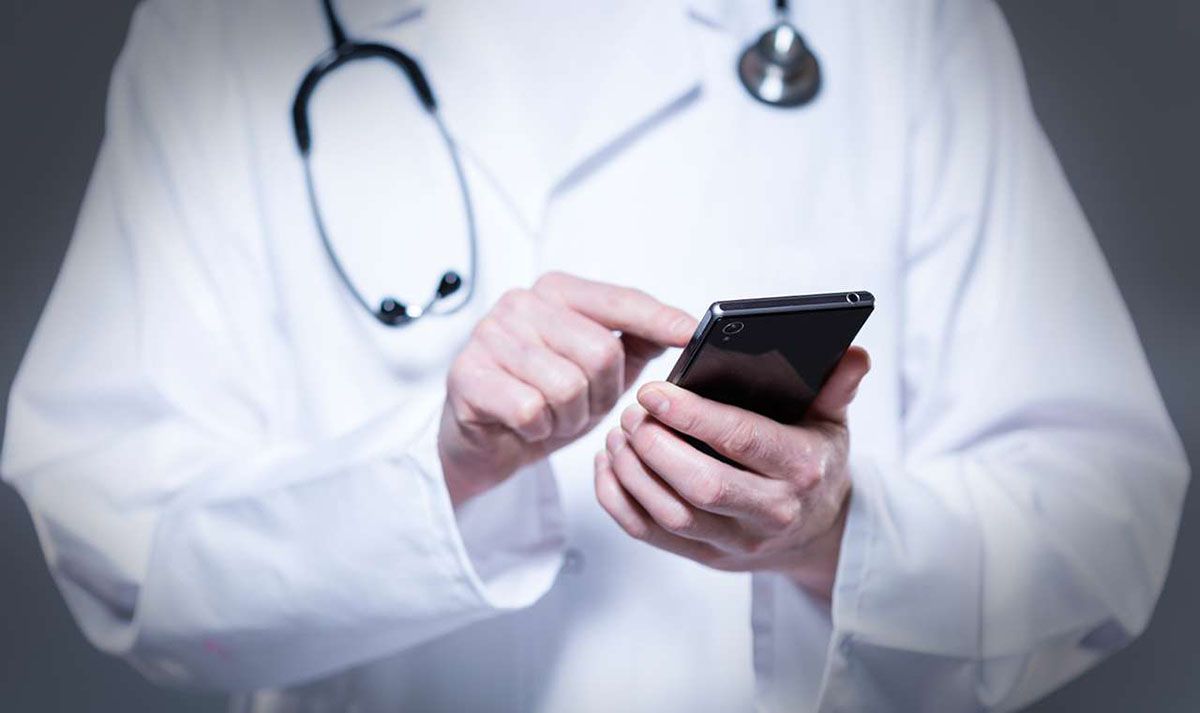 طراحی اپلیکیشن پزشکی